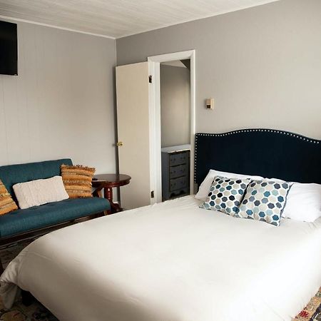 Charming French Studio Apartment 래러미 외부 사진
