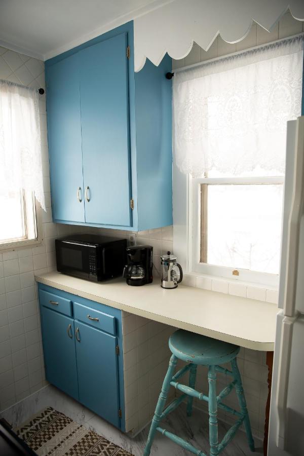 Charming French Studio Apartment 래러미 외부 사진