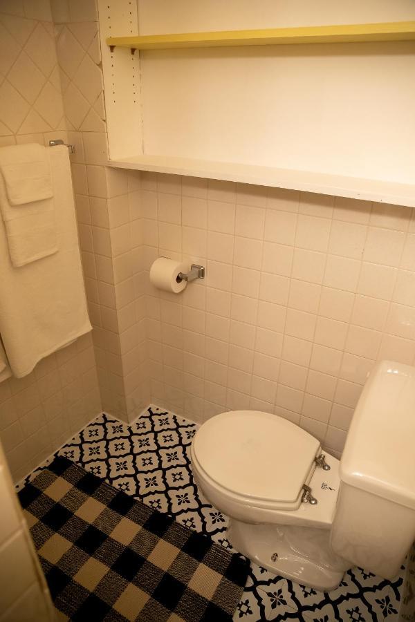 Charming French Studio Apartment 래러미 외부 사진